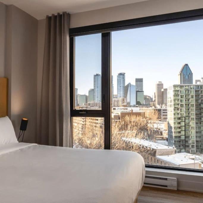 Mind Blowing City View - 2 Beds - Pool & Spa - Downtown Montréal Exterior foto